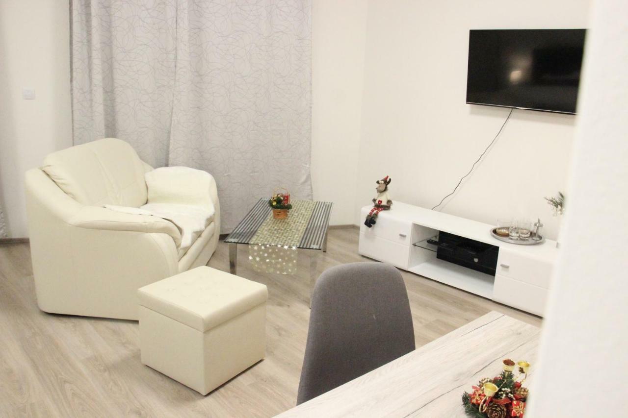 Apartman Praha 아파트 외부 사진